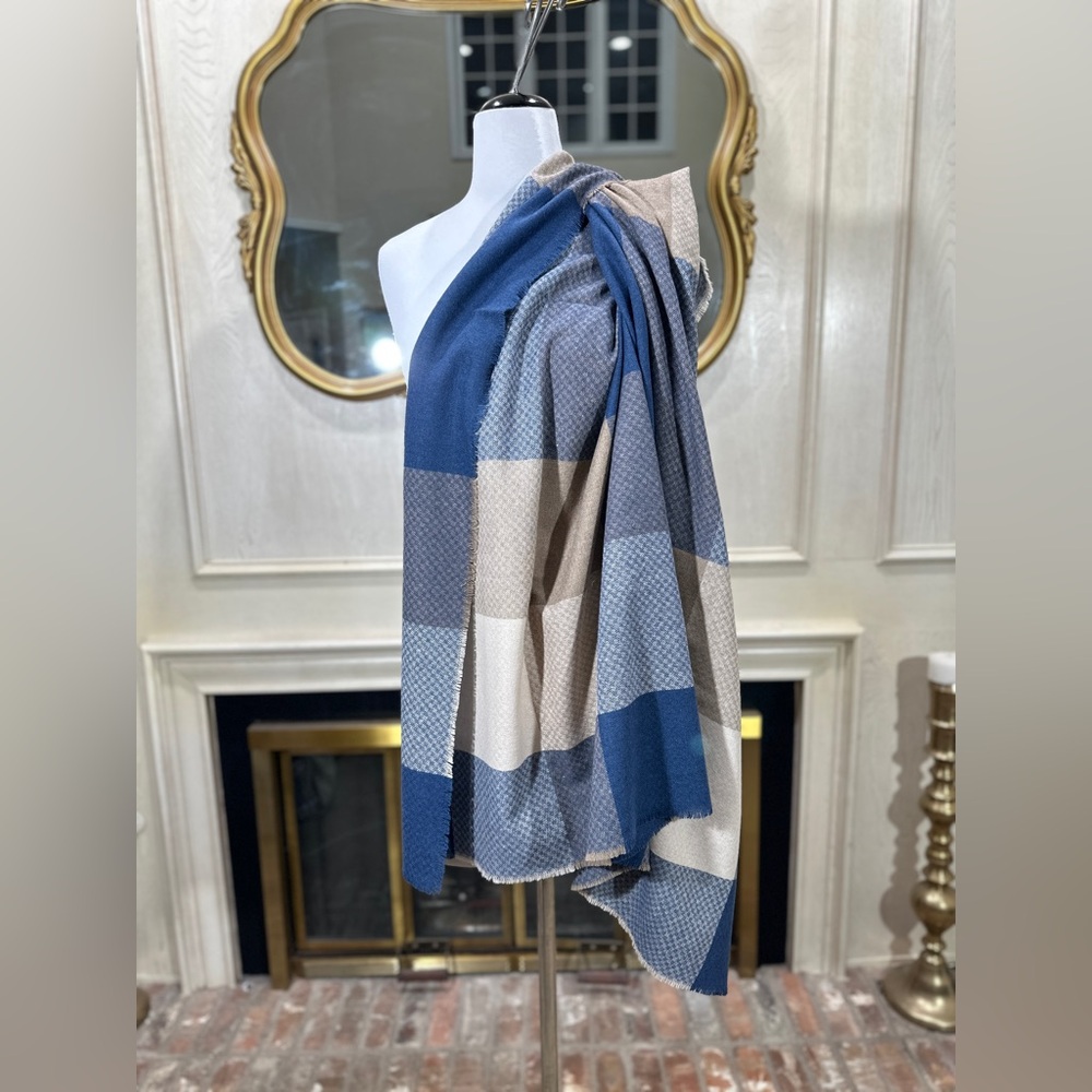 Vintage JC Penney Italian Plaid‎ Wrap Scarf Shawl 51x51 Blue Beige Check